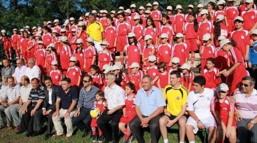 Kağıthaneli Gen&ccedil;lerin Spor Mevsimi Başlıyor