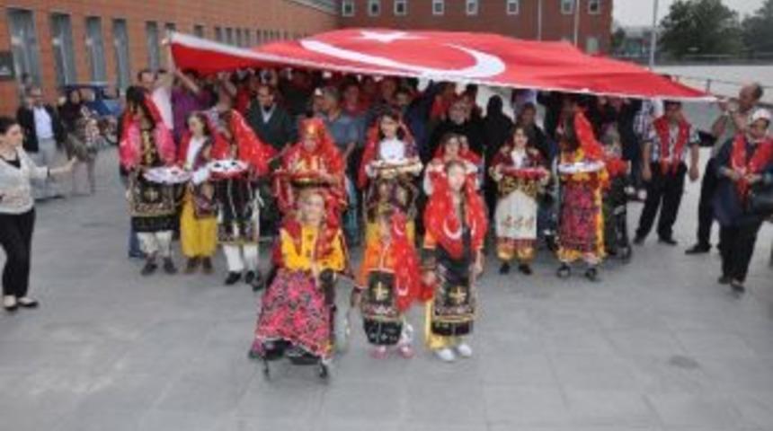 Engelliler Kına Gecesi İle Askere Uğurlanacak