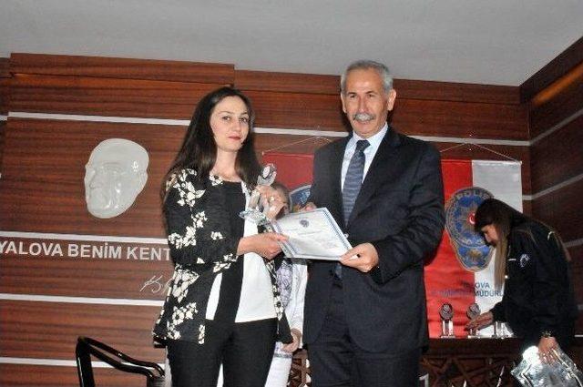 Yalova da Yılın S&uuml;r&uuml;c&uuml;lerine &Ouml;d&uuml;l 2