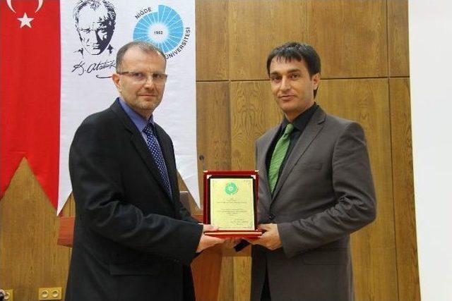 Niğde &Uuml;niversitesinde Kariyer Konferansı D&uuml;zenlendi 2