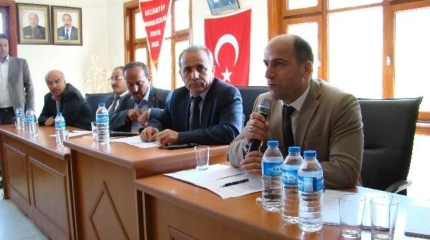 B&uuml;y&uuml;kşehir Zabıtası Mahrukat&ccedil;ıları &Ccedil;evre Konusunda Bilgilendirdi