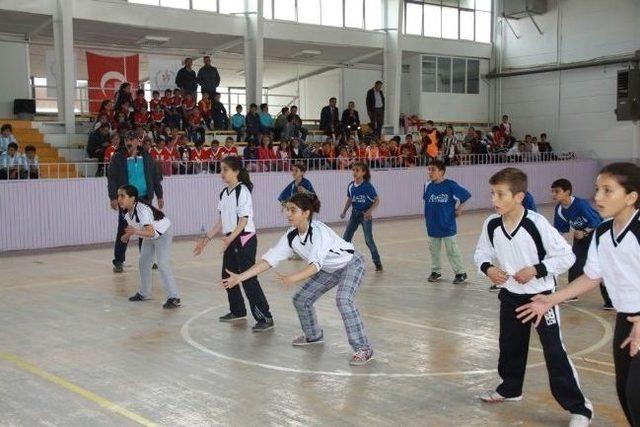 Çubuk’ta Geleneksel Çocuk Oyunları Turnuvası Başladı