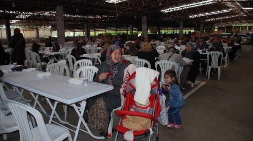 Pazarcı Esnafı Mevlit Okuttu