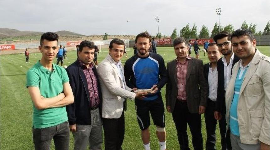 Gen&ccedil; G&ouml;r&uuml;ş Derneği'nden Elazığspor&rsquo;a Ziyaret