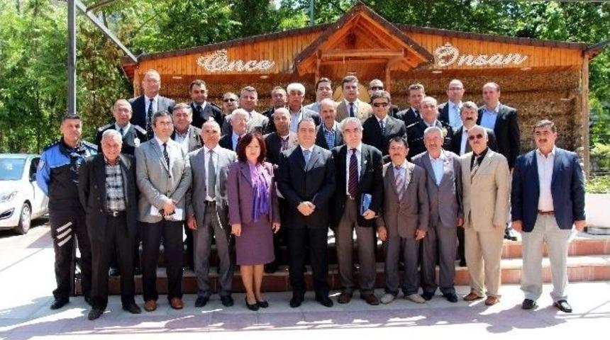 Aydın İl Emniyet M&uuml;d&uuml;r&uuml; Adnan Taşdan, Muhtarlarla Bir Araya Geldi