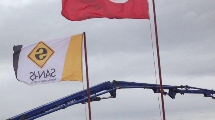 San-iş İnşaat'tan Organik Zeytinyağı Tesisi Temel Atma T&ouml;reni