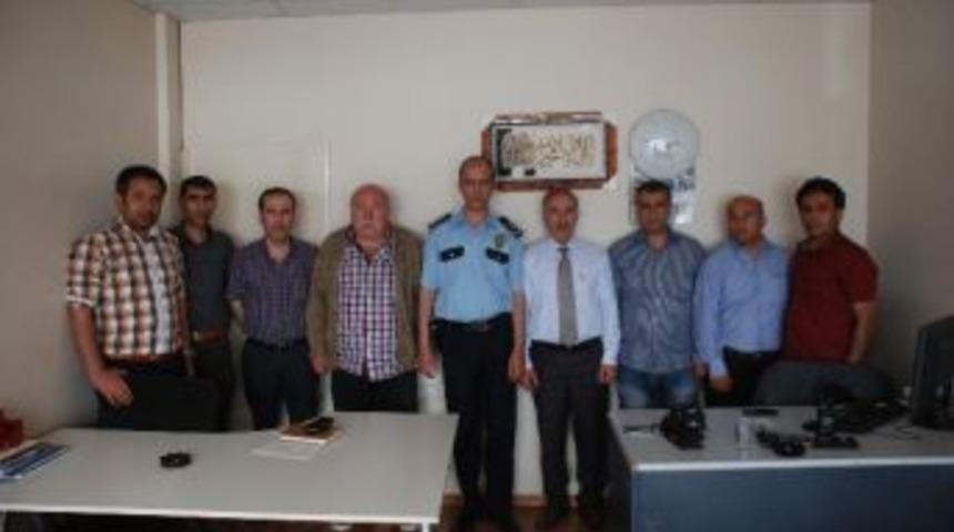 Emniyet M&uuml;d&uuml;r&uuml; Gazetecileri Ziyaret Etti