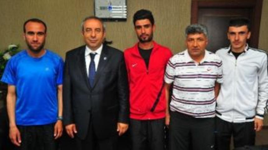 Yy&uuml; Sporcuları Avrupa Yolunda