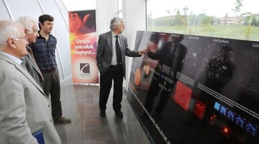 Serdivan Planetaryum Uzman Gökbilimcileri Ağırladı