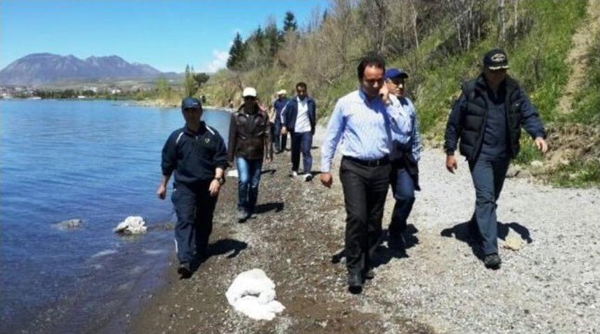 Tatvan&rsquo;da Askeri Kışlada Ağa&ccedil; Dikim Etkinliği