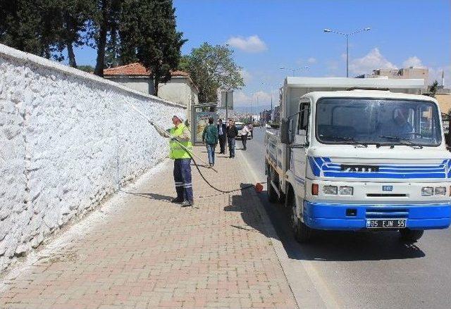 Karabağlar’da Bahar Temizliği; Görüntü Kirliliği Son Bulacak