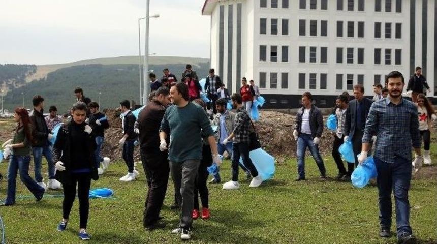Rekt&ouml;r Prof. Dr. Korkmaz, &ldquo;yaşadığımız Yeri Hak Etmeliyiz&rdquo;