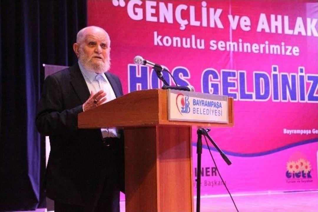 Başbakan Erdoğan&rsquo;ın Danıştığı Ali Rıza &Ouml;zt&uuml;rk Gen&ccedil;lere Rehberlik Etti