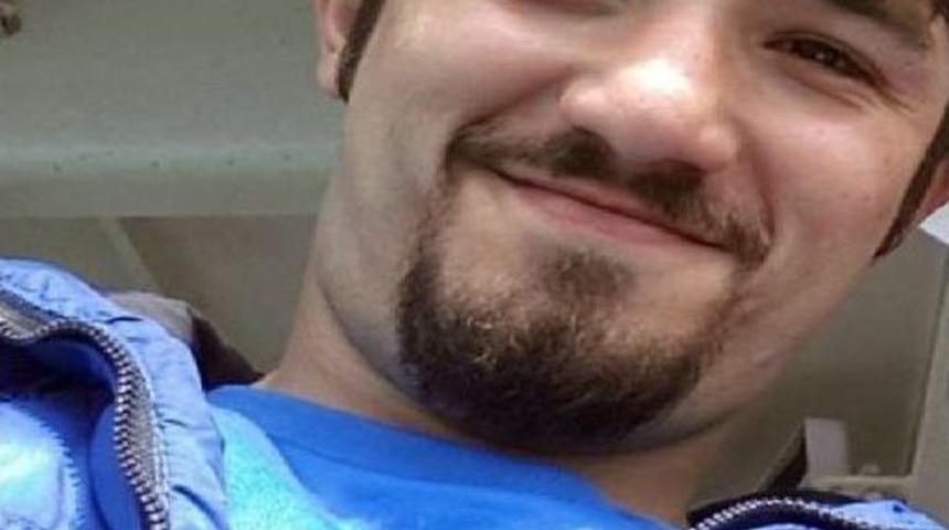 Alışveriş Merkezinden Atlayan Gen&ccedil; Hastanede Hayatını Kaybetti