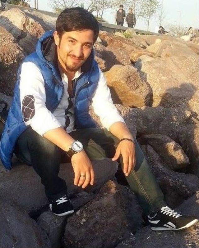 Alışveriş Merkezinden Atlayan Genç Hastanede Hayatını Kaybetti 1