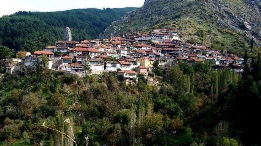 Soma'da Tarihi Evlere Restorasyon M&uuml;jdesi