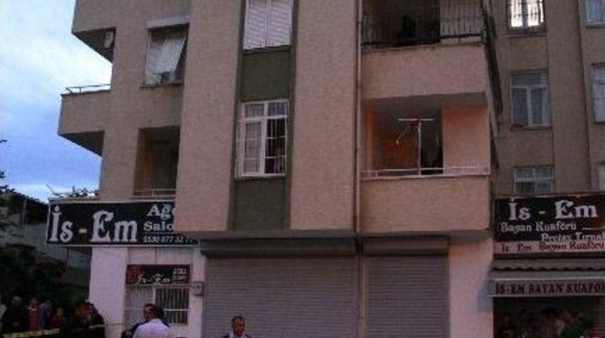 11. Kattan D&uuml;şen Kadın &Ouml;ld&uuml;