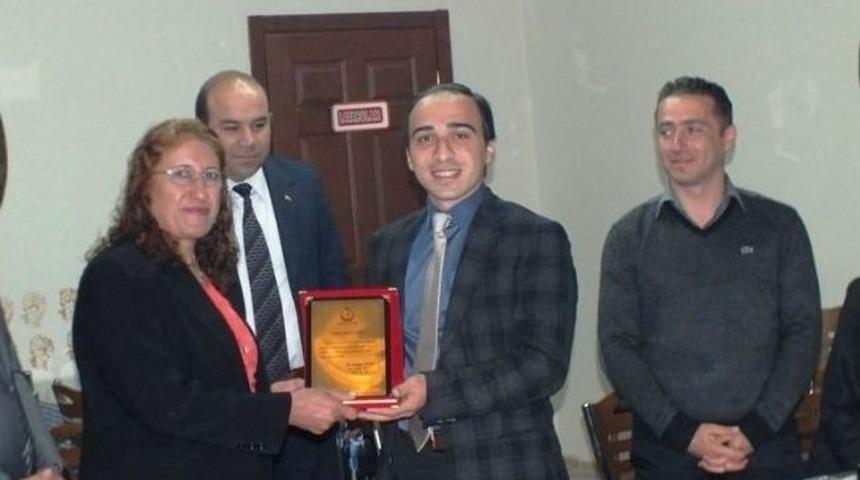 Ulukışla'da Ebeler Ve Hemşireler G&uuml;n&uuml; Kutlandı