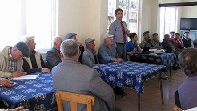 Efeler’de Üreticilere Bitki Koruma Ürünü Uygulayıcısı Eğitimi