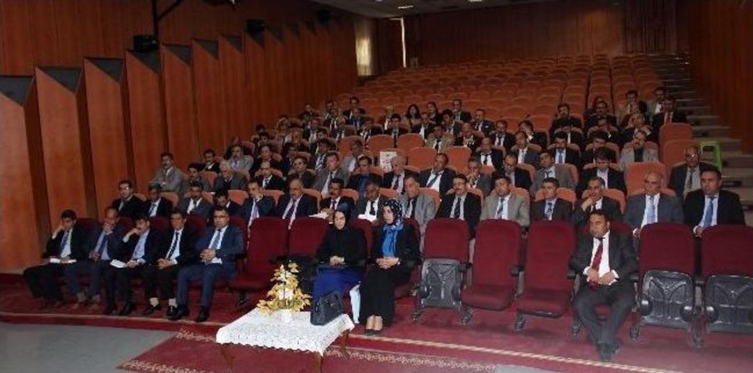 Vali Yardımcısı Tengir Okul M&uuml;d&uuml;rleriyle Bir Araya Geldi