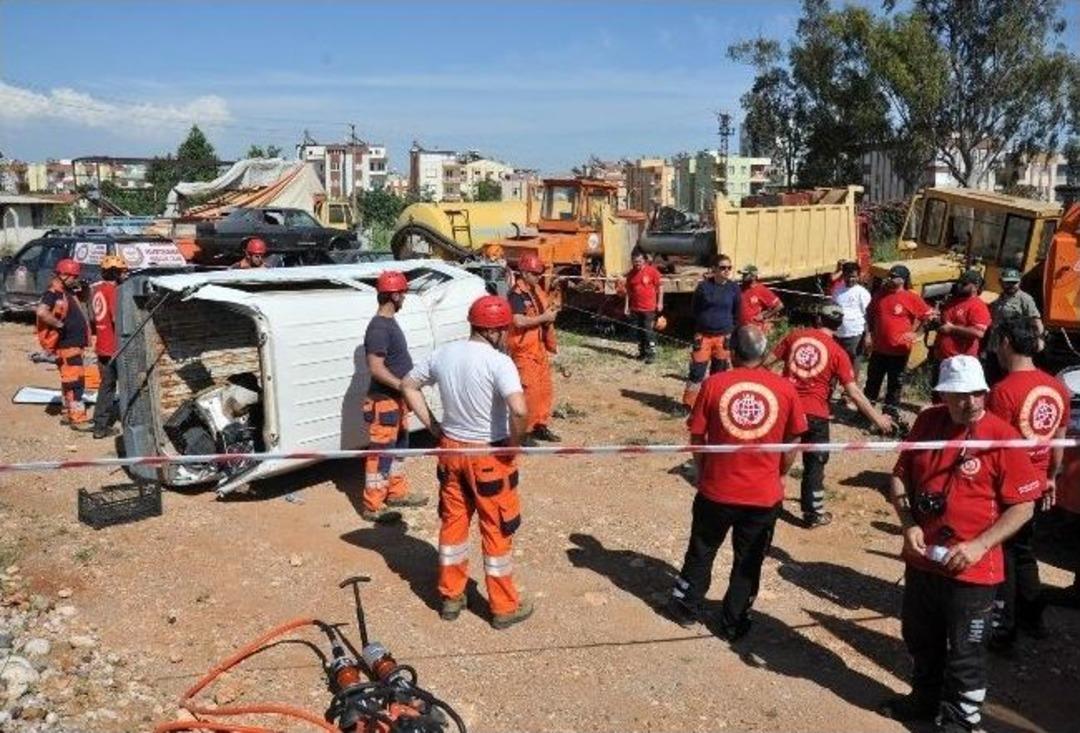 Kepez Belediyesi&rsquo;nden İhh&rsquo;ye Eğitim