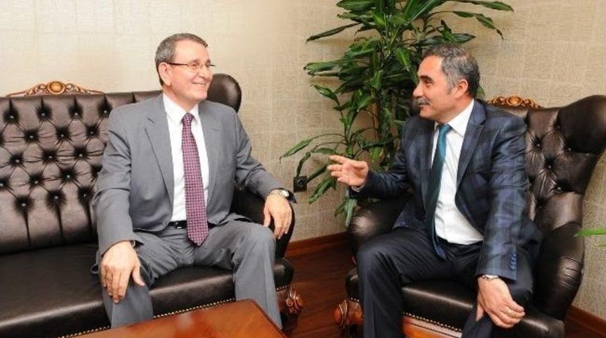 G&uuml;ler: &ldquo;herkesi Kucaklayacağız&rdquo;