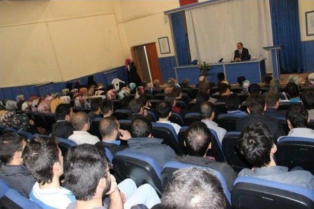 Polis Okulu Öğrencilerine Müftü Çınar’dan Konferans