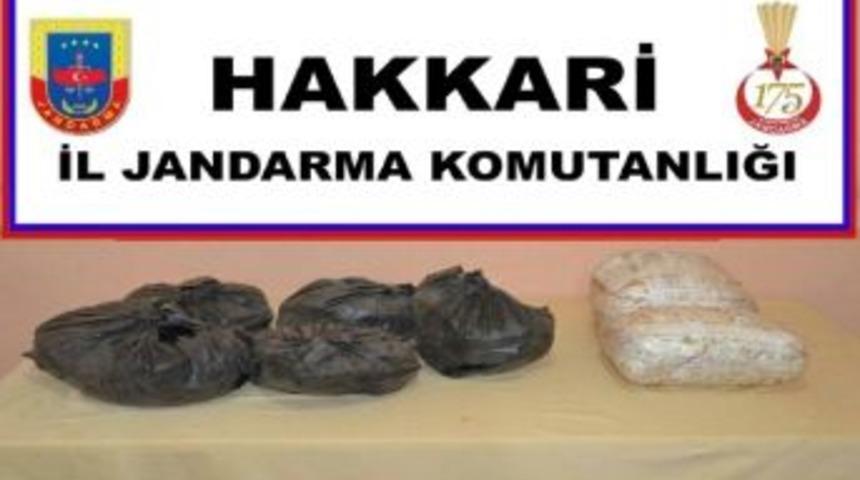 Hakkari&rsquo;de 39 Kilo Uyuşturucu Ele Ge&ccedil;irildi
