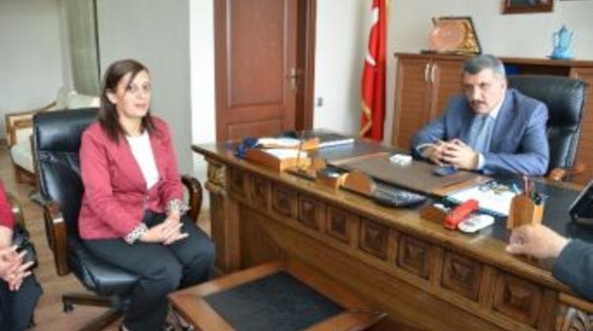 Kadın Muhtar&rsquo;dan Başkan Selahattin G&uuml;rkan&rsquo;a Ziyaret