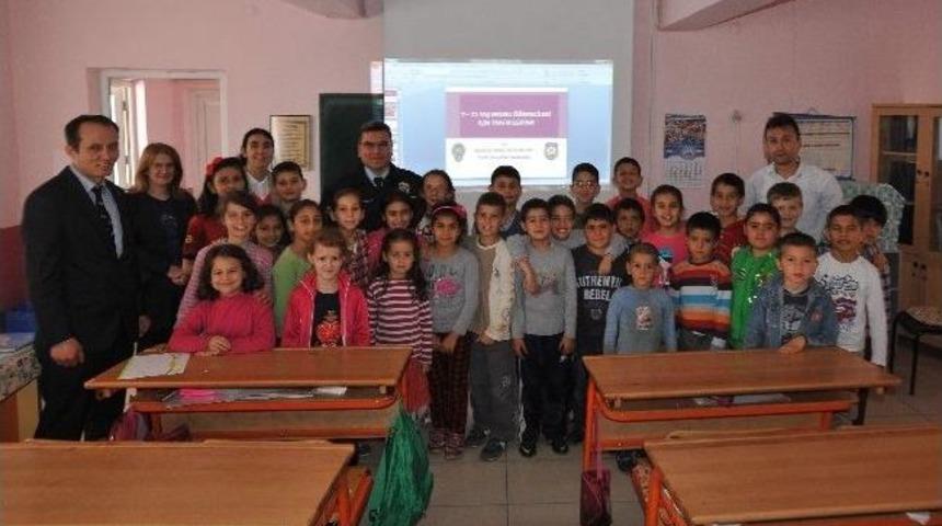 &Ouml;ğrenciler Trafik Kurallarını &Ouml;ğreniyor