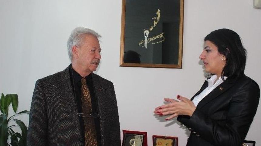 Liderlik Ve Girişimciliğin &lsquo;altın Kodları&rsquo; &Ccedil;&ouml;z&uuml;lecek