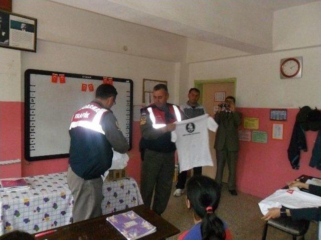 Niksar Jandarma Trafik Timleri Eğitimlerini S&uuml;rd&uuml;r&uuml;yor 1