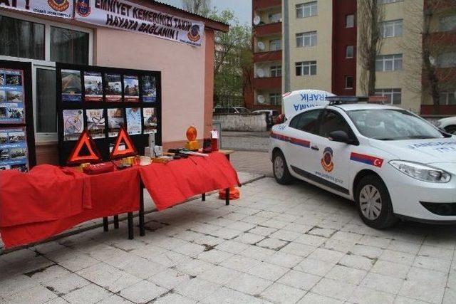 Ardahan’da Trafik Haftası Kutlandı