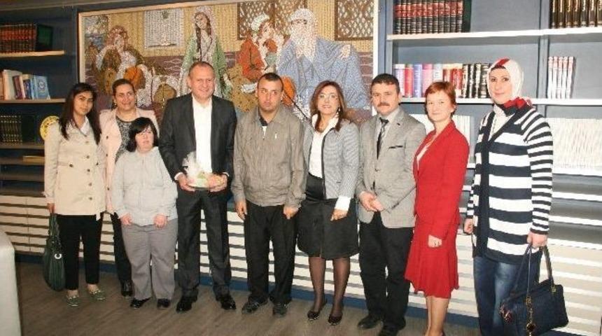 Başkan Keleş&rsquo;i Engelliler Haftası Şenliklerine Davet Ettiler