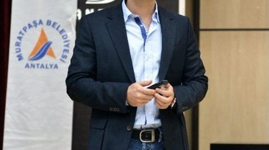 Muratpaşa&rsquo;dan Bilin&ccedil;li Spor Konferansı