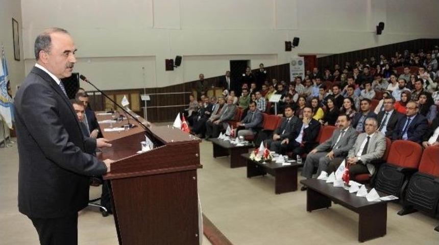 Vali Erol: &ldquo;bu &Uuml;lkenin İnsanları İ&ccedil;in Mum Misali Yanmalısınız&rdquo;
