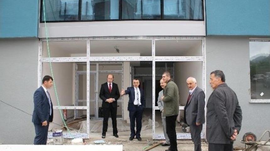 Espiye Kaymakamı Osman Bilgin Yapımı Devam Eden 120 Kişilik &Ouml;ğrenci Yurdu İnşaatında İncelemelerde Bulundu