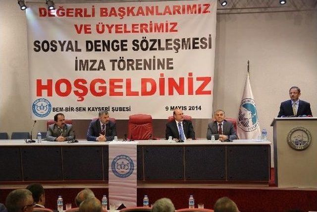 Büyükşehir Belediyesi’nde Sosyal Denge Sözleşmesi