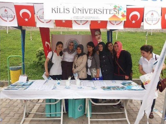 7 Aralık Üniversitesi Gaziantep Üniversite Tanıtım Günlerine Katıldı