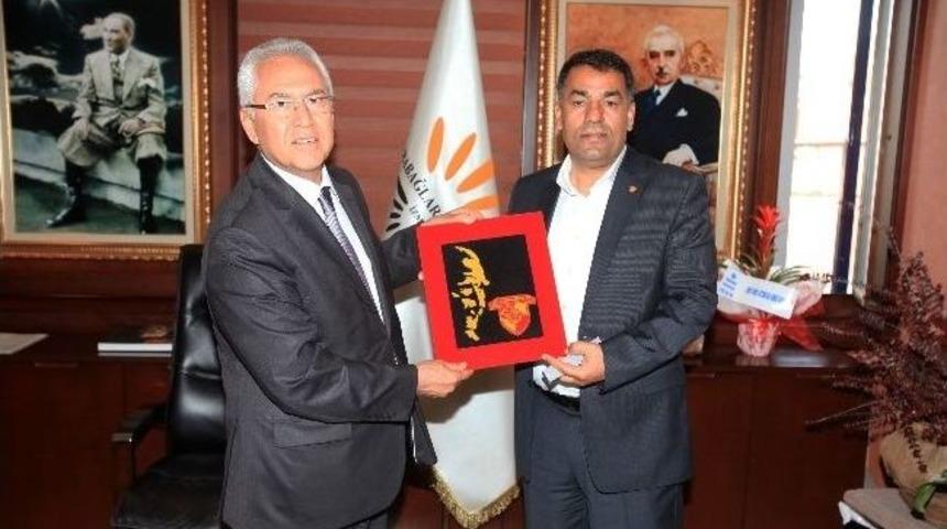 G&ouml;ztepe'den Başkan Selvitopu'na Şampiyonluk Daveti