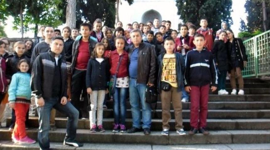 Gediz Mehmet&ccedil;ik Ortaokulu &Ouml;ğrencilerine Bursa Gezisi