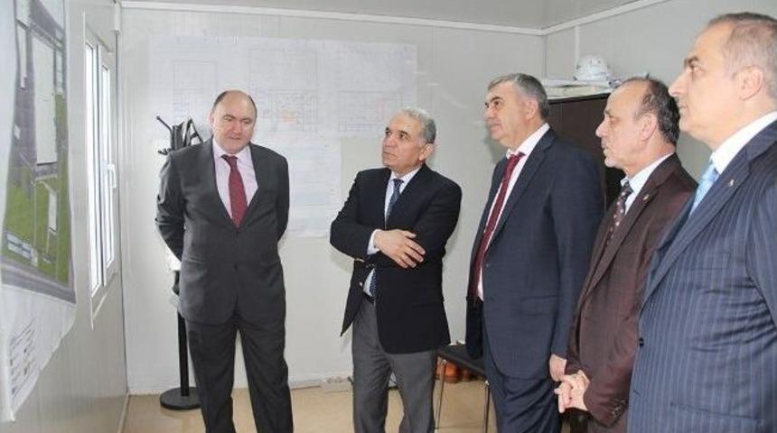 To&ccedil;oğlu, T&uuml;rk Trakt&ouml;r&rsquo;&uuml; İnceledi