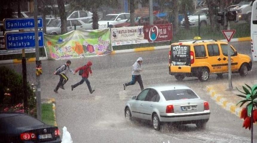 Adıyaman&rsquo;da Şiddetli Yağış