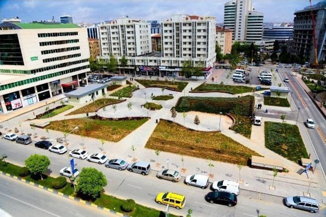 Şehitkamil &Ccedil;ok Katlı Otopark Hizmete Girdi