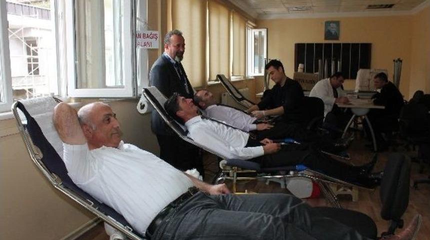 Uedaş Personeli Kan Bağışında Bulundu