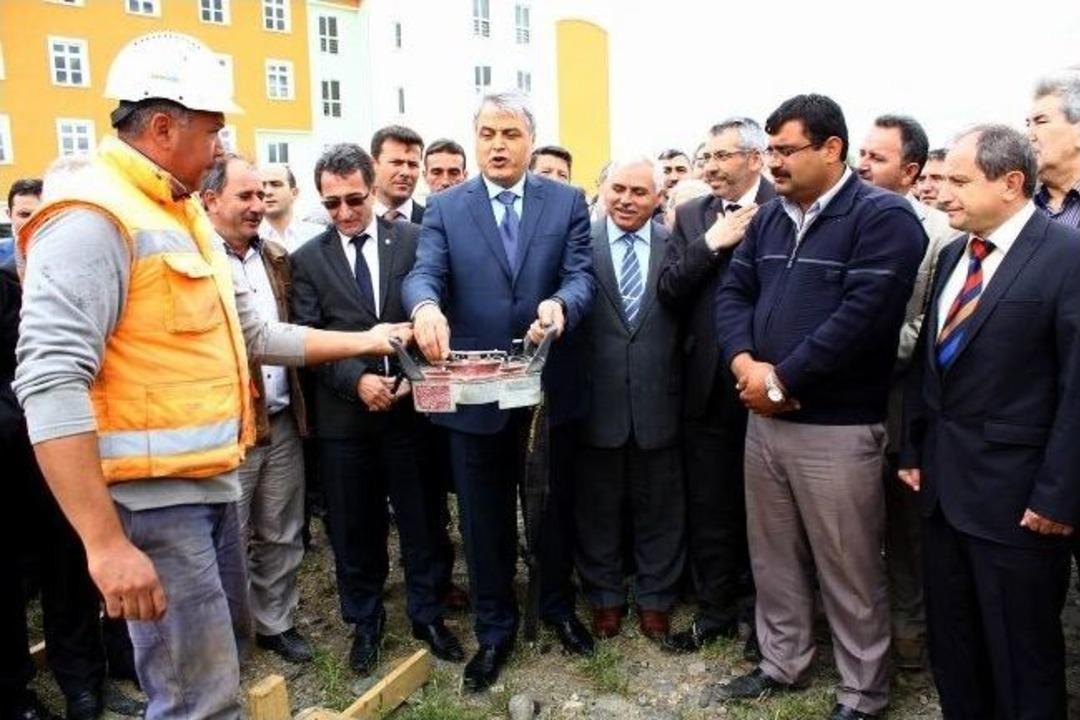 Edremit&rsquo;te Yeni Bir Caminin Temeli Atıldı