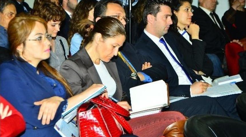 İzmir'deki Avrupa G&uuml;n&uuml;'nde "&ouml;nce &Ccedil;evre" Tartışıldı