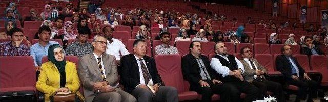 &lsquo;t&uuml;rkiye Sevgisi İmandandır&rsquo; Konulu Konferans 1