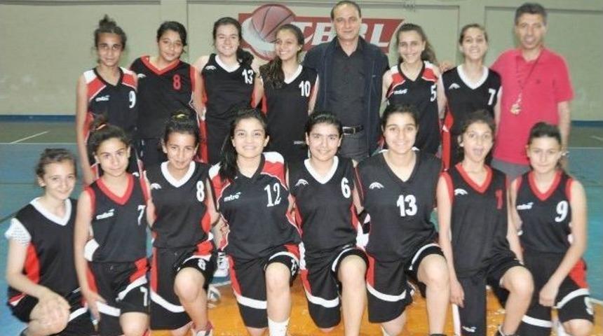 Bağlar Belediyesi T&uuml;rkiye&rsquo;nin En İyi D&ouml;rd&uuml;nc&uuml; Takımı Oldu