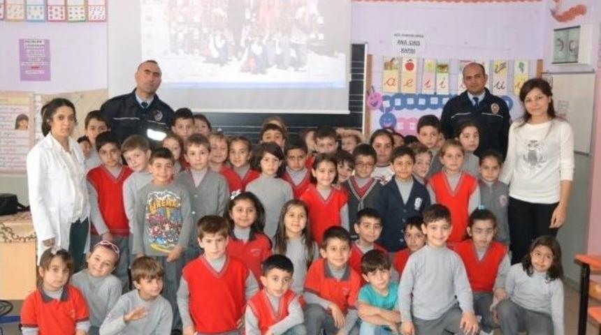Polis Amcalarından Öğrencilere Trafik Dersi
